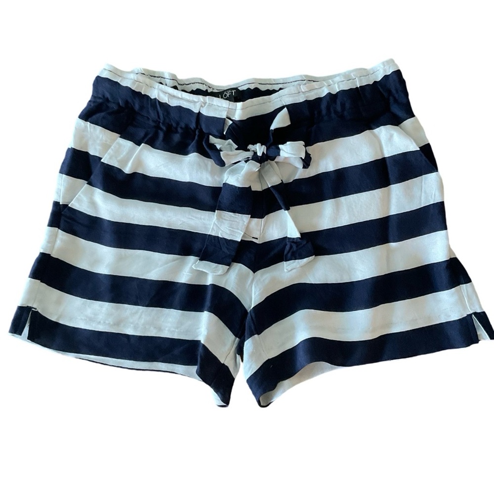 LOFT Navy and White Striped Women's Shorts